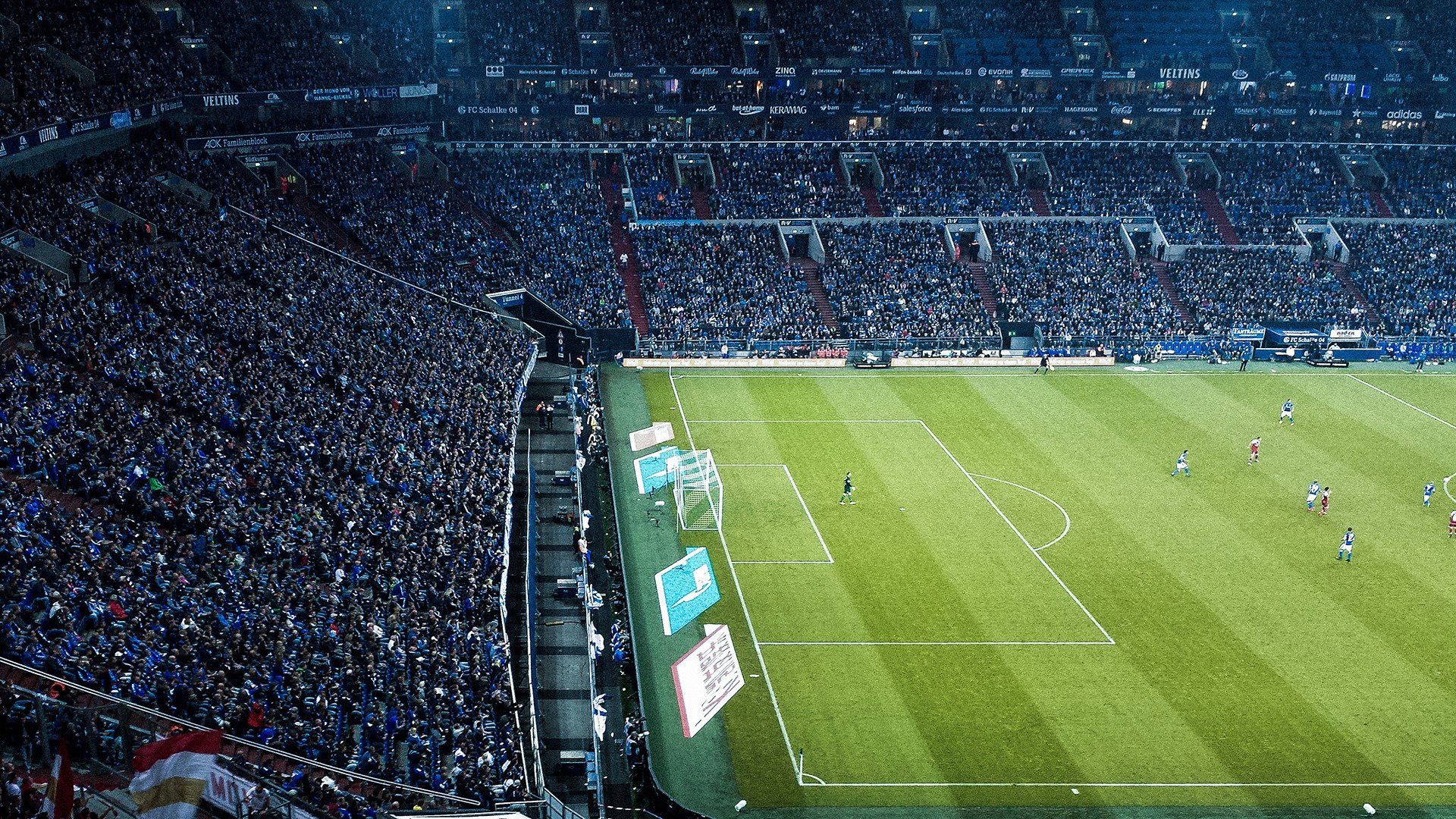 快船防守轮转到位成功逼迫对手失误，谁是快船更好的防守球员